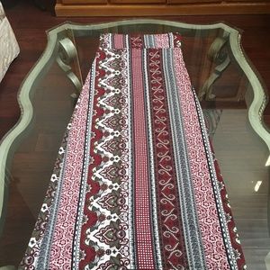RUE21 MAXI SKIRT